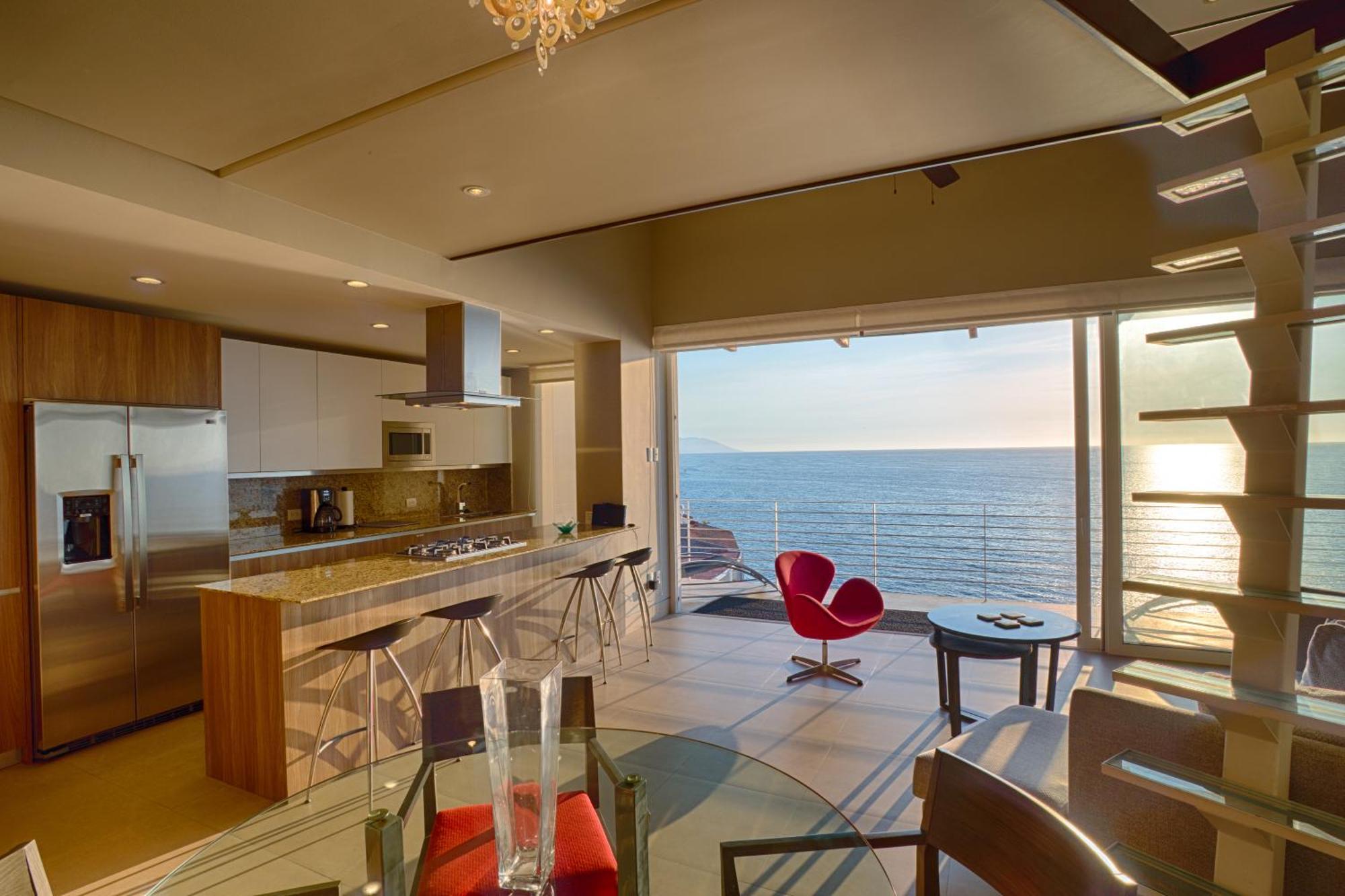 1 Bedroom Stunning View 1200 Sf Loft Penthouse With 2 Bathrooms * Puerto Vallarta