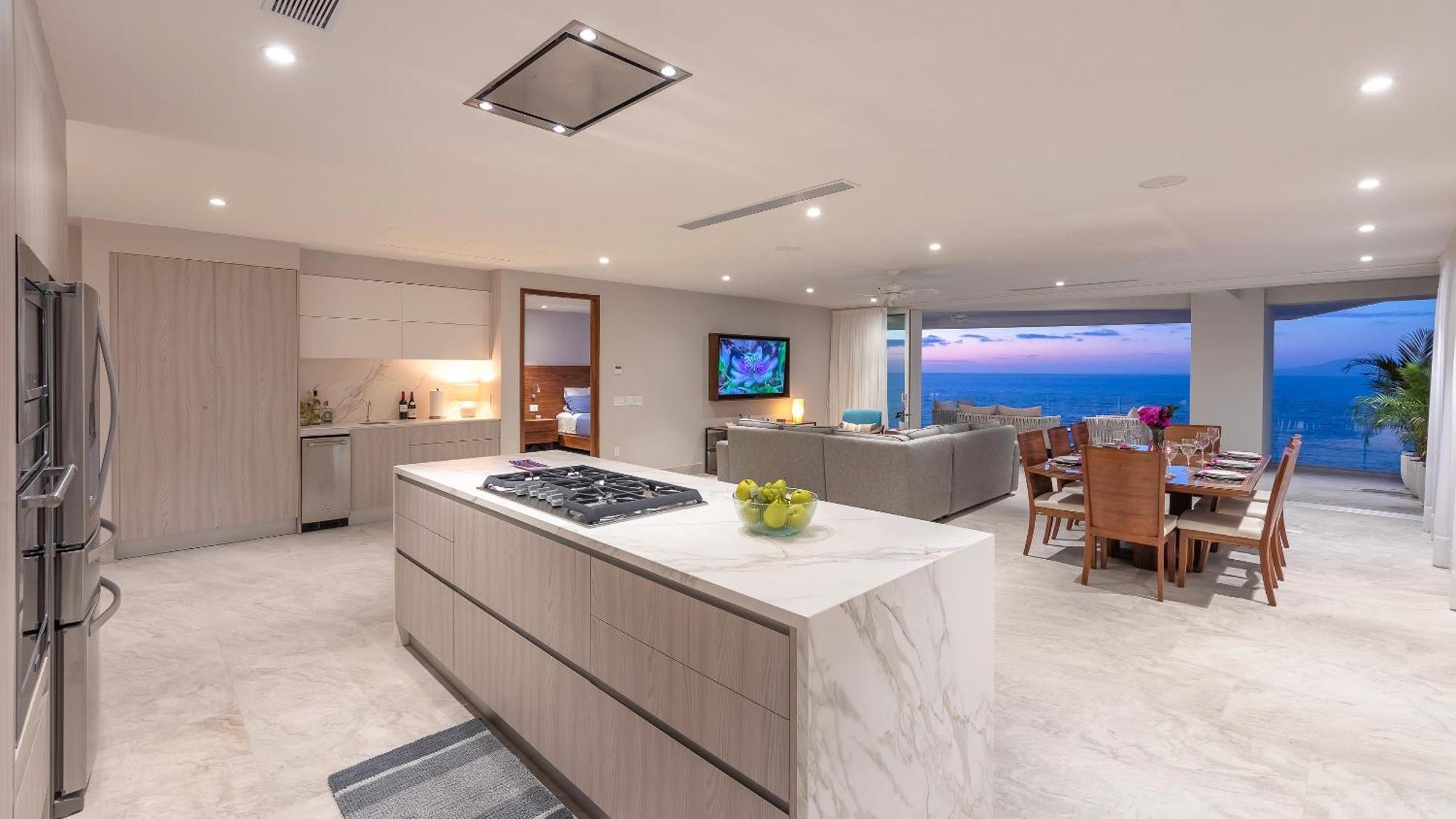 4 Bedroom Casa Indah Is A Gorgeous New 3400 Sf Apartment *