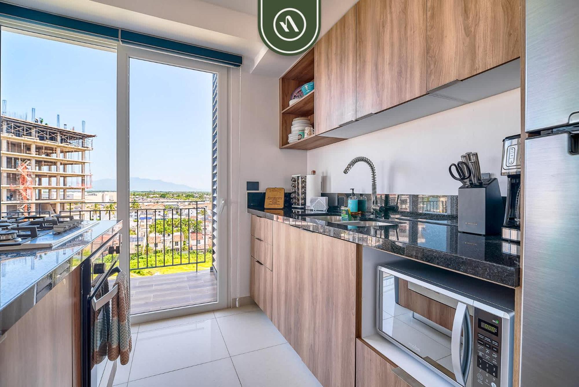 1br With Private Balcony - Zone Apartment *
