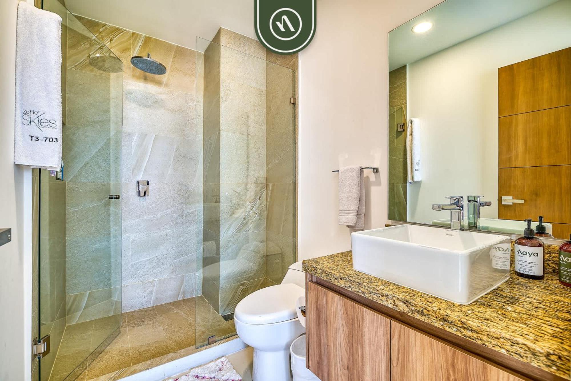 1br With Private Balcony - Zone *