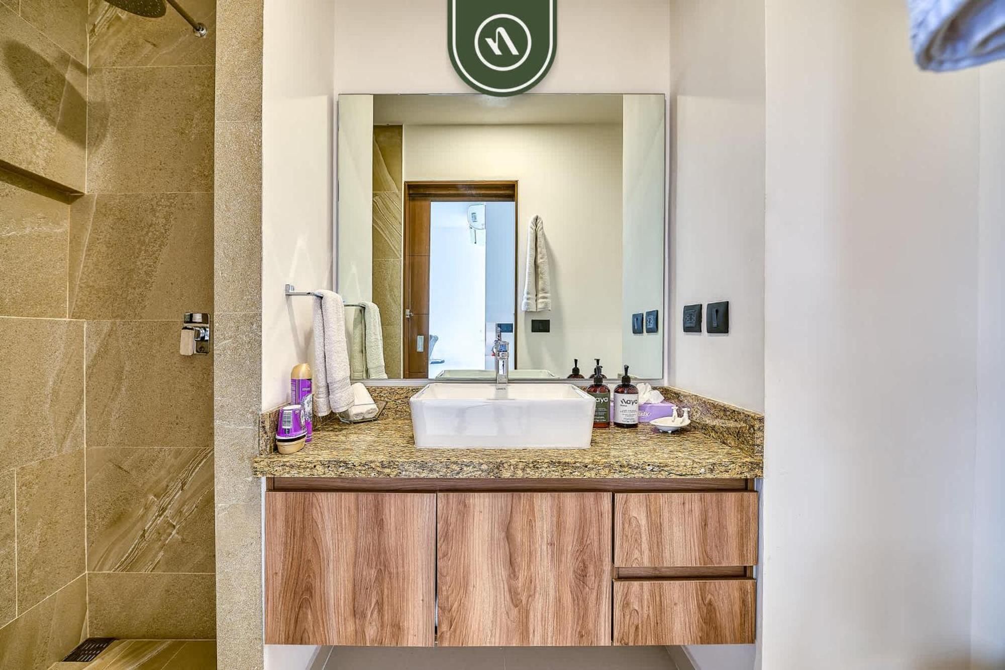 1br With Private Balcony - Zone Apartment *