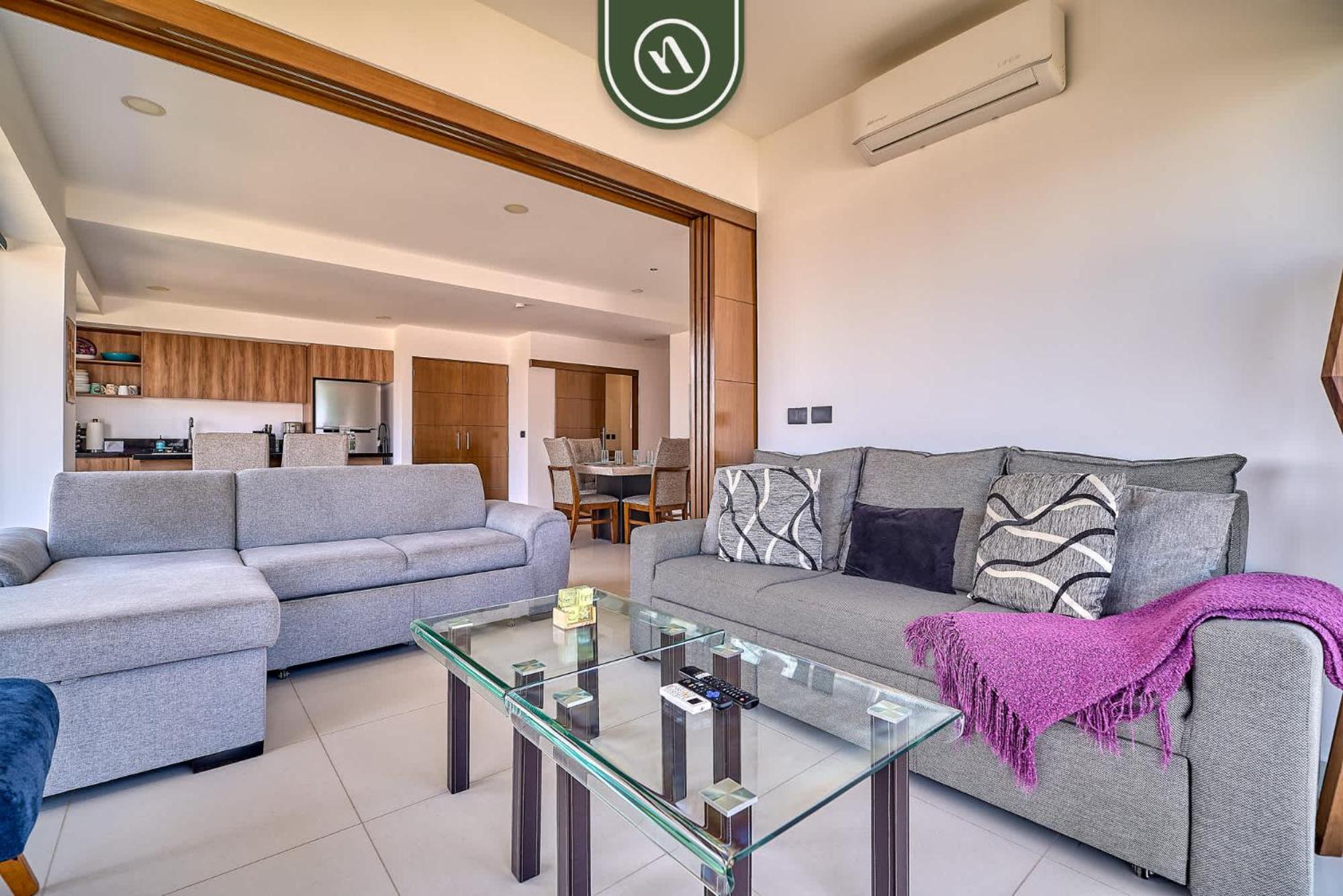1br With Private Balcony - Zone *