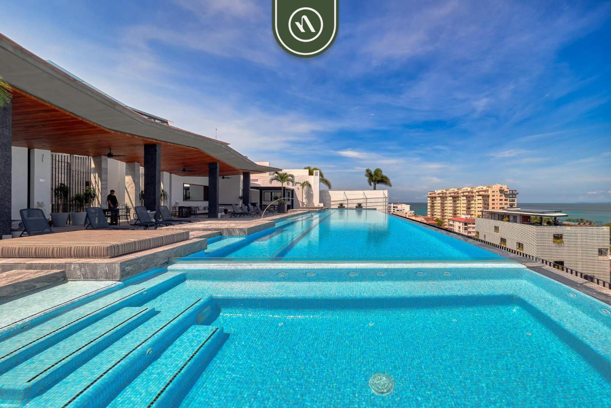 Amazing 1 Bedroom With Terrace - Rooftop Pool Apartment *