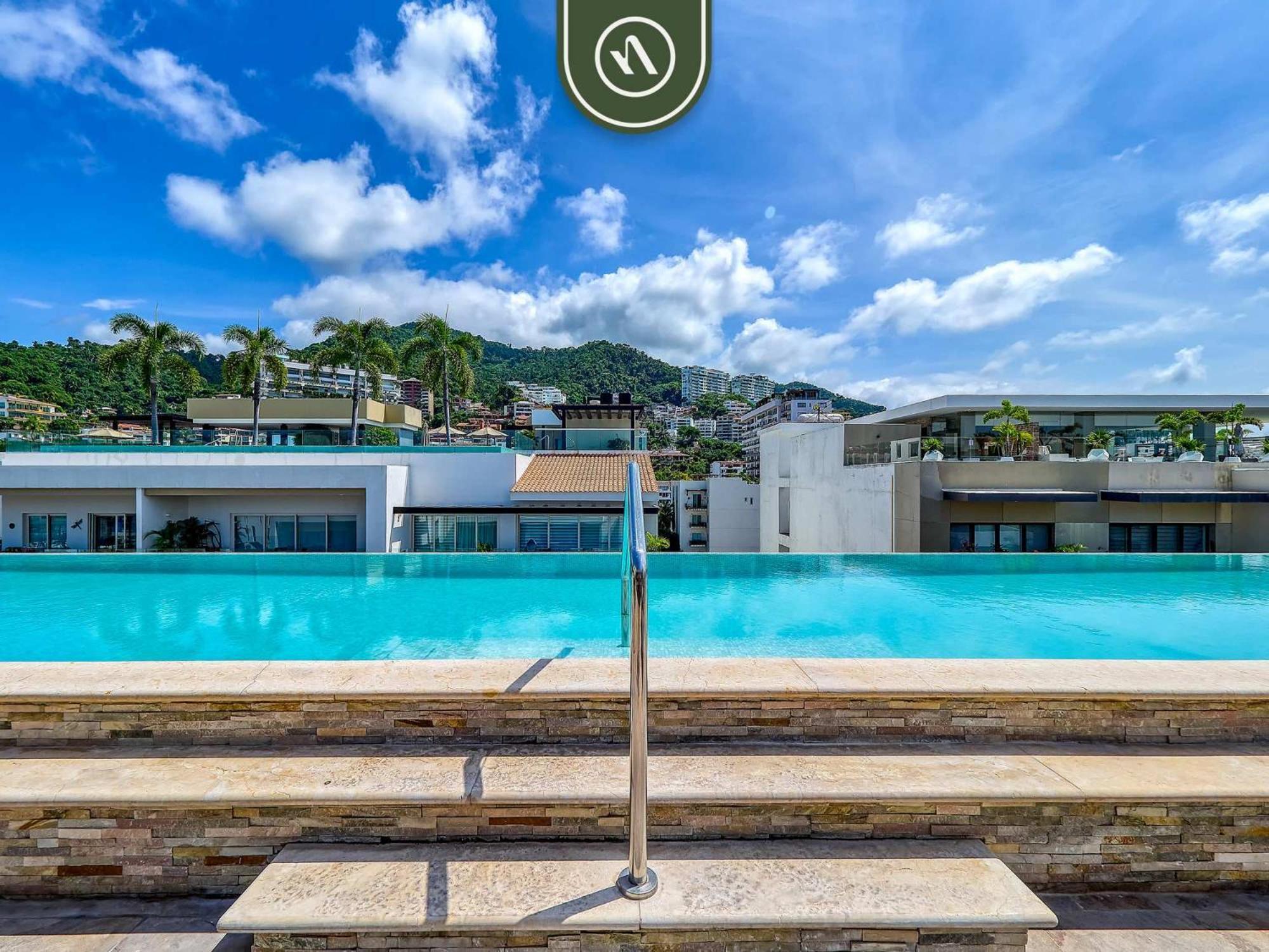 Apartment Luxury 2br In Romatic Zone - Rooftop Pool Puerto Vallarta