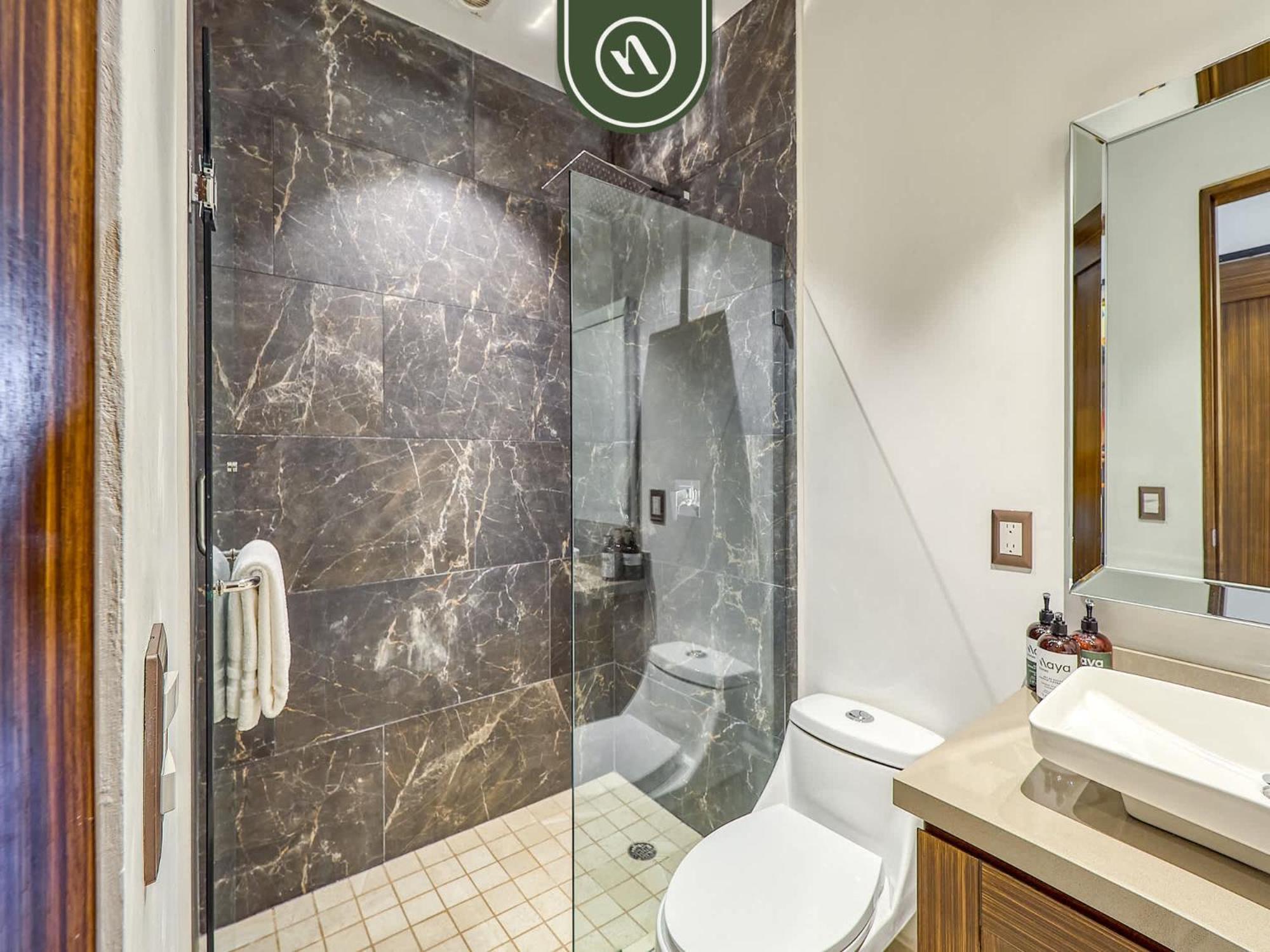 Luxury 2br In Romatic Zone - Rooftop Pool Apartment