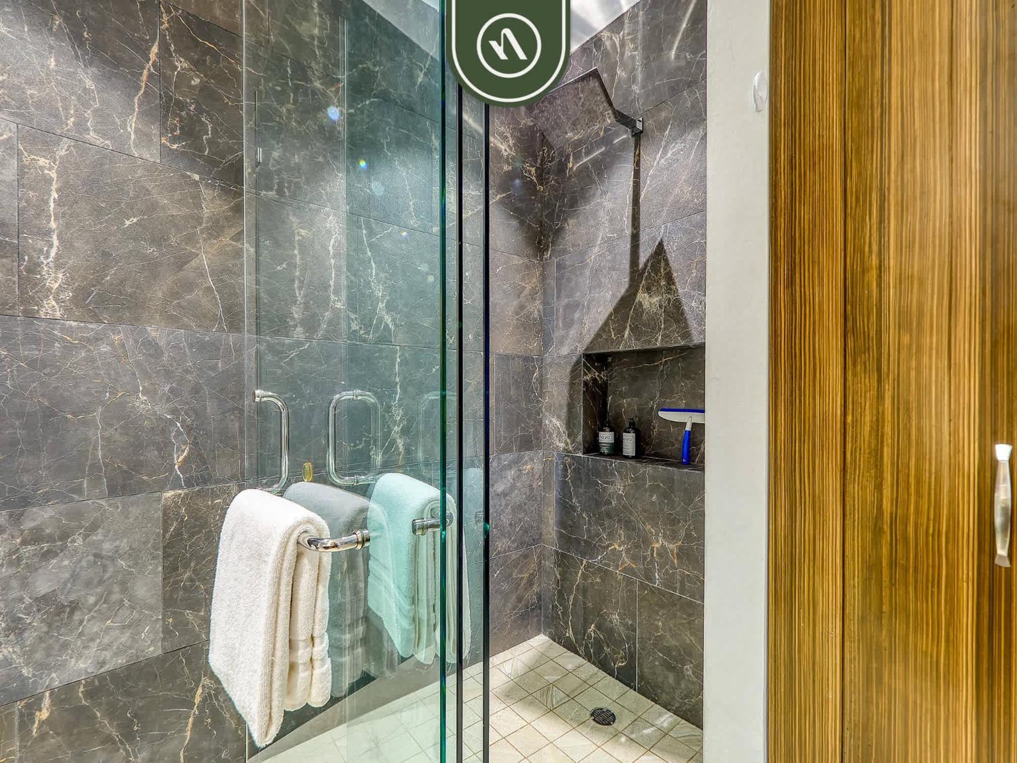 Apartment Luxury 2br In Romatic Zone - Rooftop Pool *