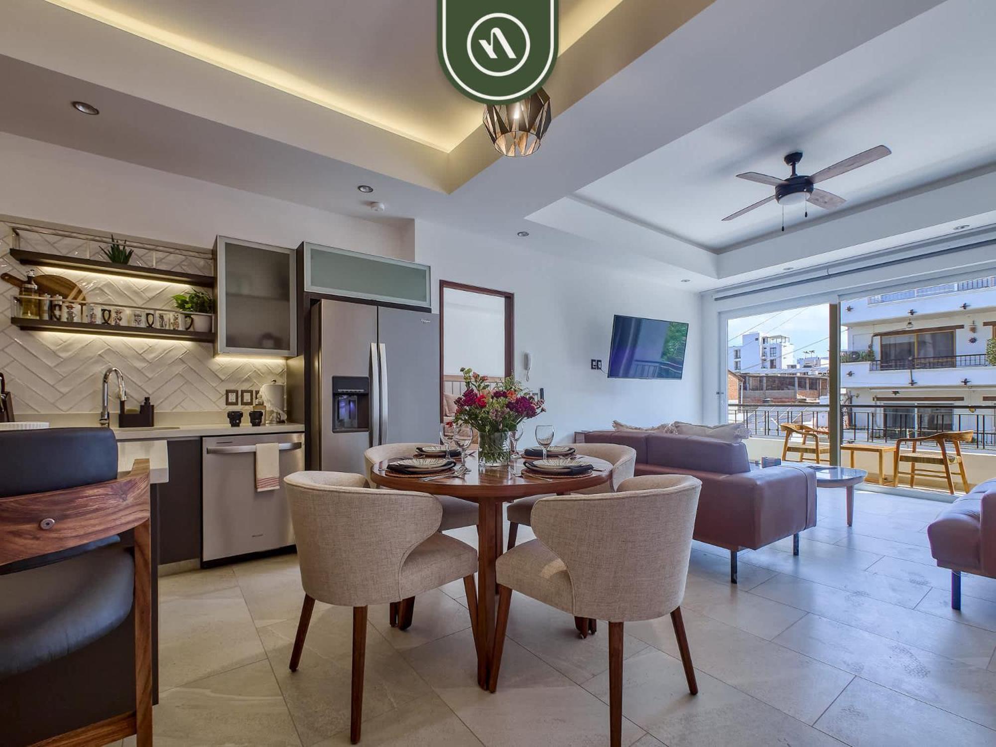 Amazing 2 Bedroom In Versalles - Rooftop Pool Puerto Vallarta