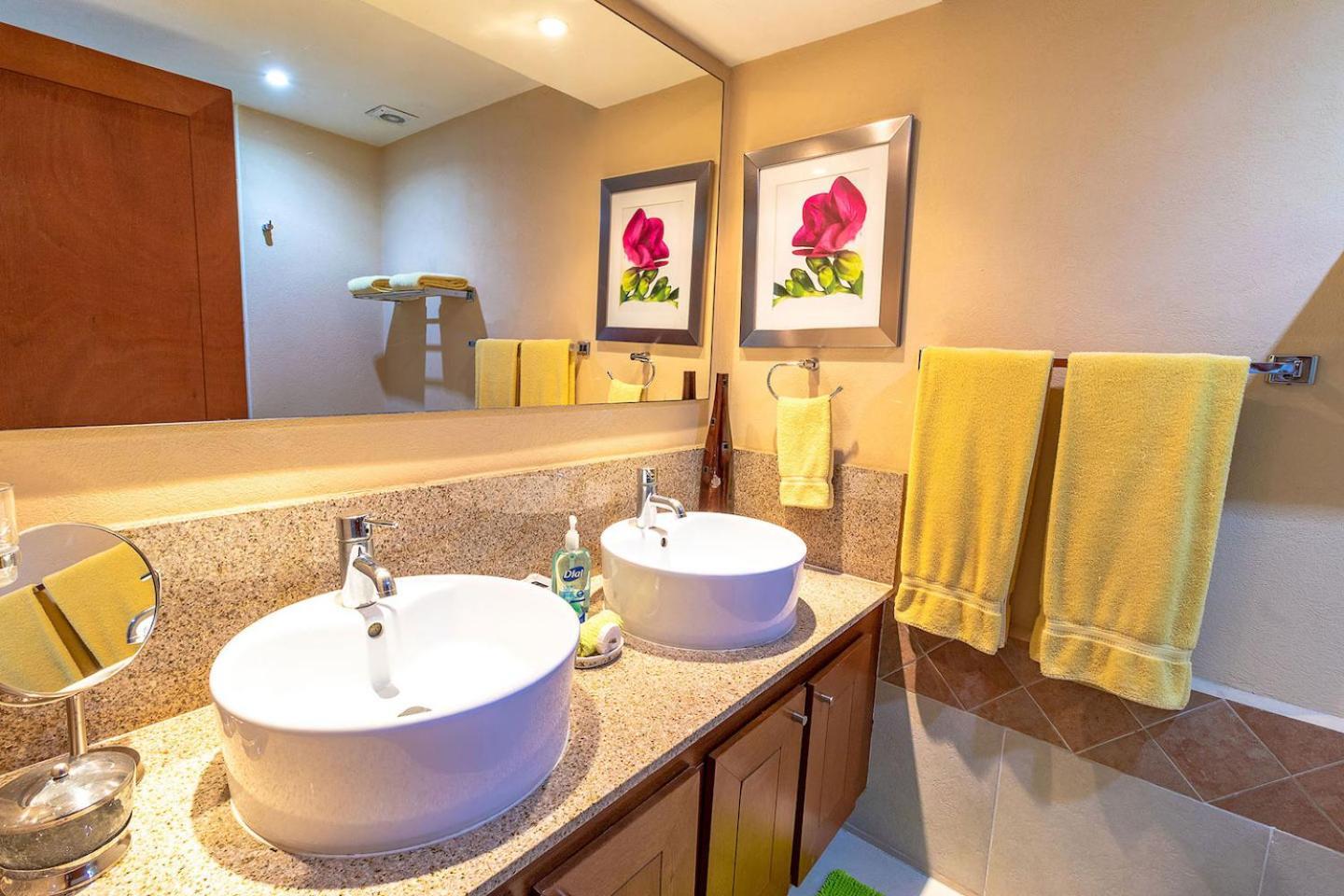 Grand Venetian 1104 *