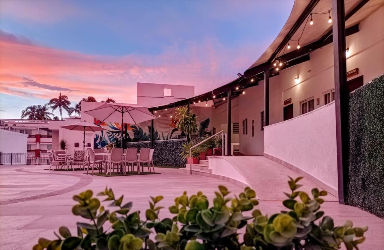 Loft Malecon Vallarta Hotel