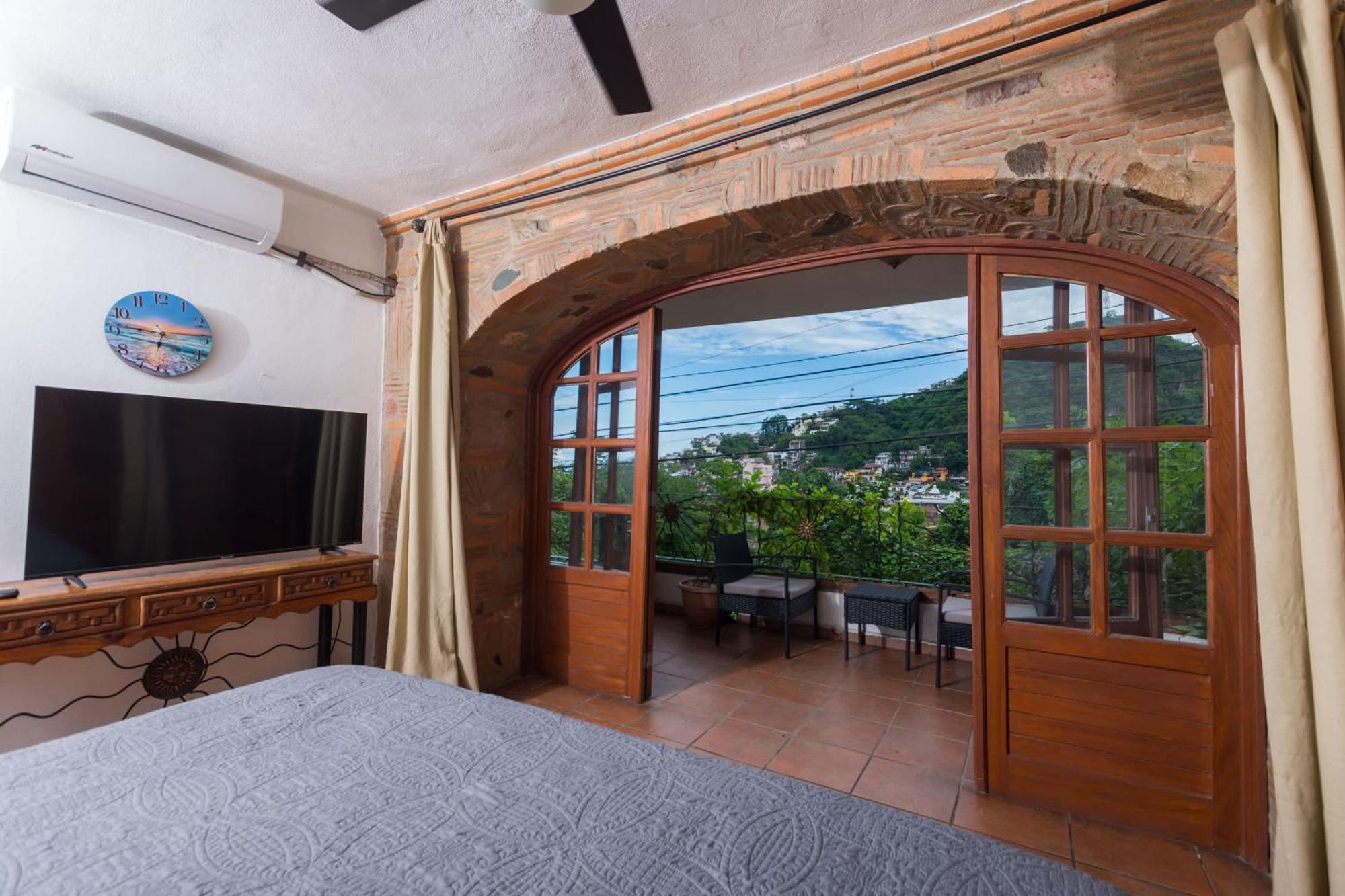 Charming 2bdr Romantic Zone Pool With View Apartment Puerto Vallarta