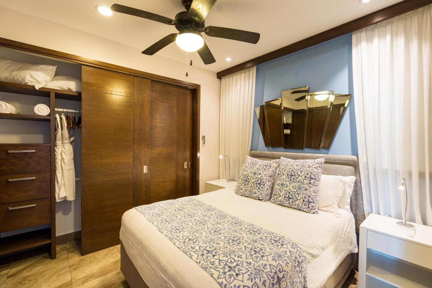 Pinnacle 220 Hotel Puerto Vallarta