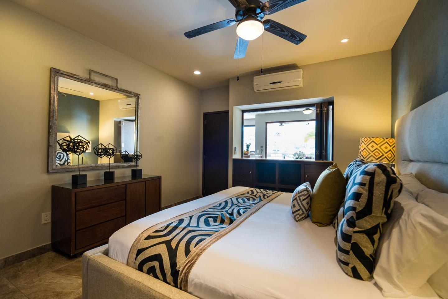 Pinnacle 220
