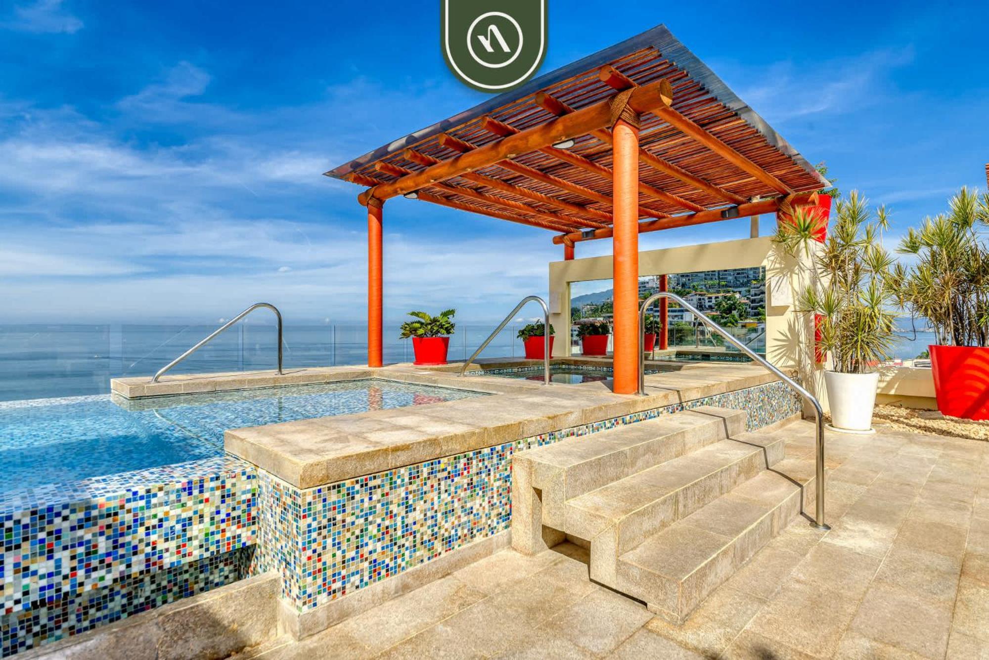 Amazing 1 Bedroom - Rooftop Pool - Bay View Puerto Vallarta