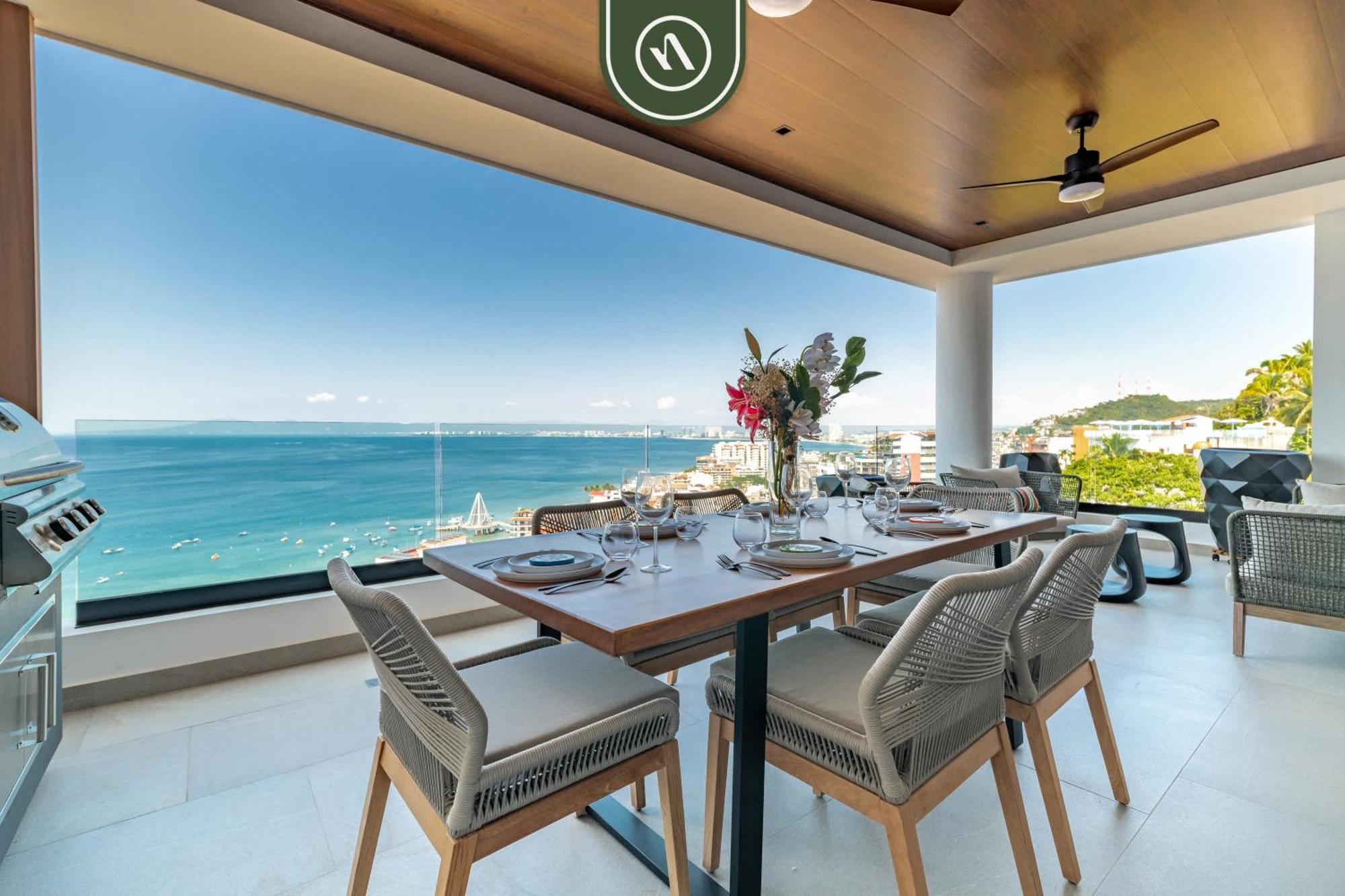 Luxury 2 Bedroom With Beachview - Rooftop Pool * Puerto Vallarta