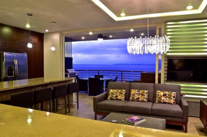 Apartment Pinnacle At Zona Romantica