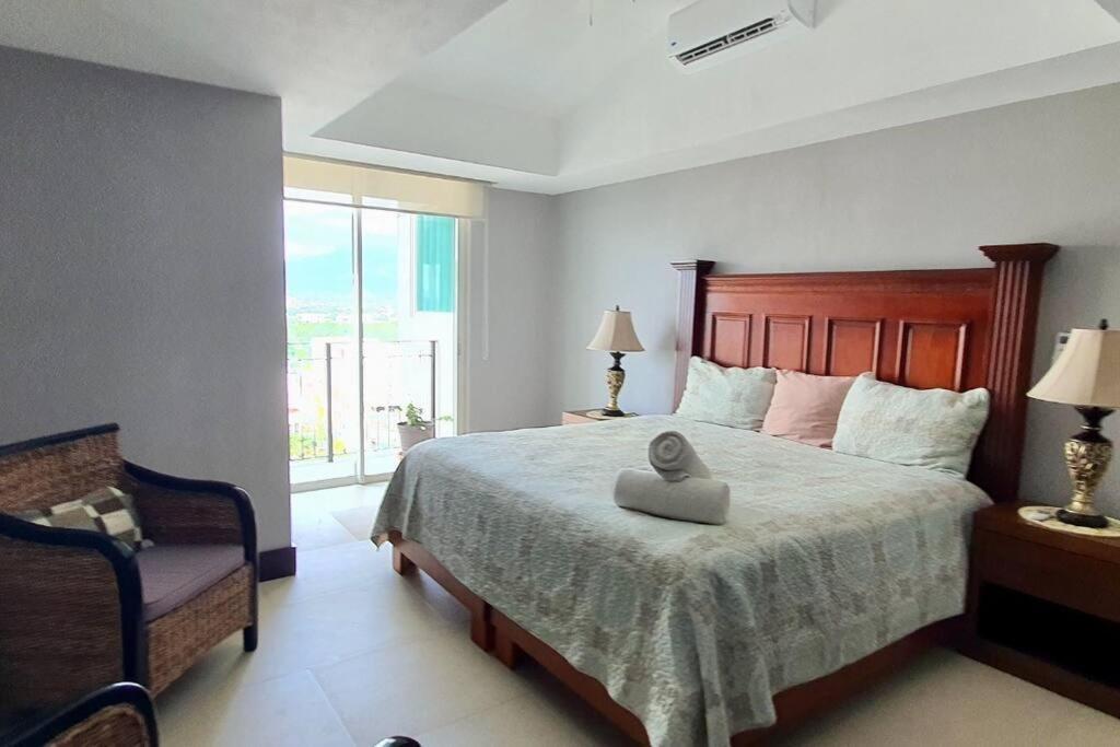 Apartment Spectacular In Grand Venetian *