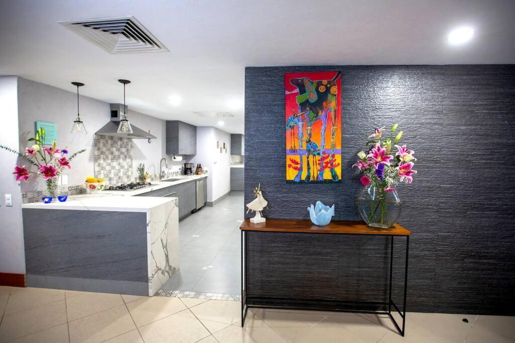 Apartment Spectacular In Grand Venetian Puerto Vallarta