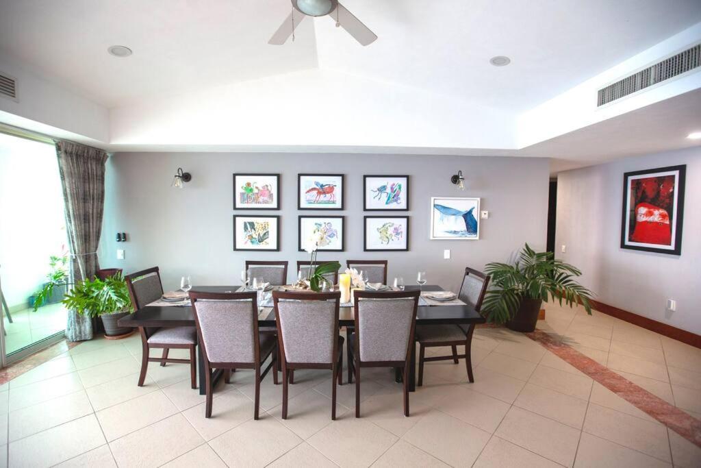 Spectacular In Grand Venetian Apartment *