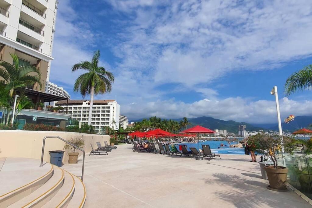 Apartment Spectacular In Grand Venetian Puerto Vallarta