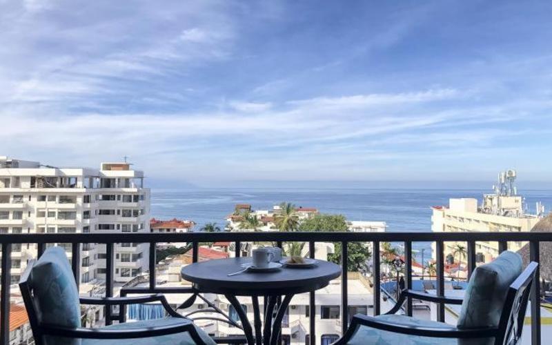 Pinnacle At Zona Romantica Apartment *