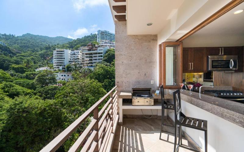 Pinnacle At Zona Romantica Apartment Puerto Vallarta