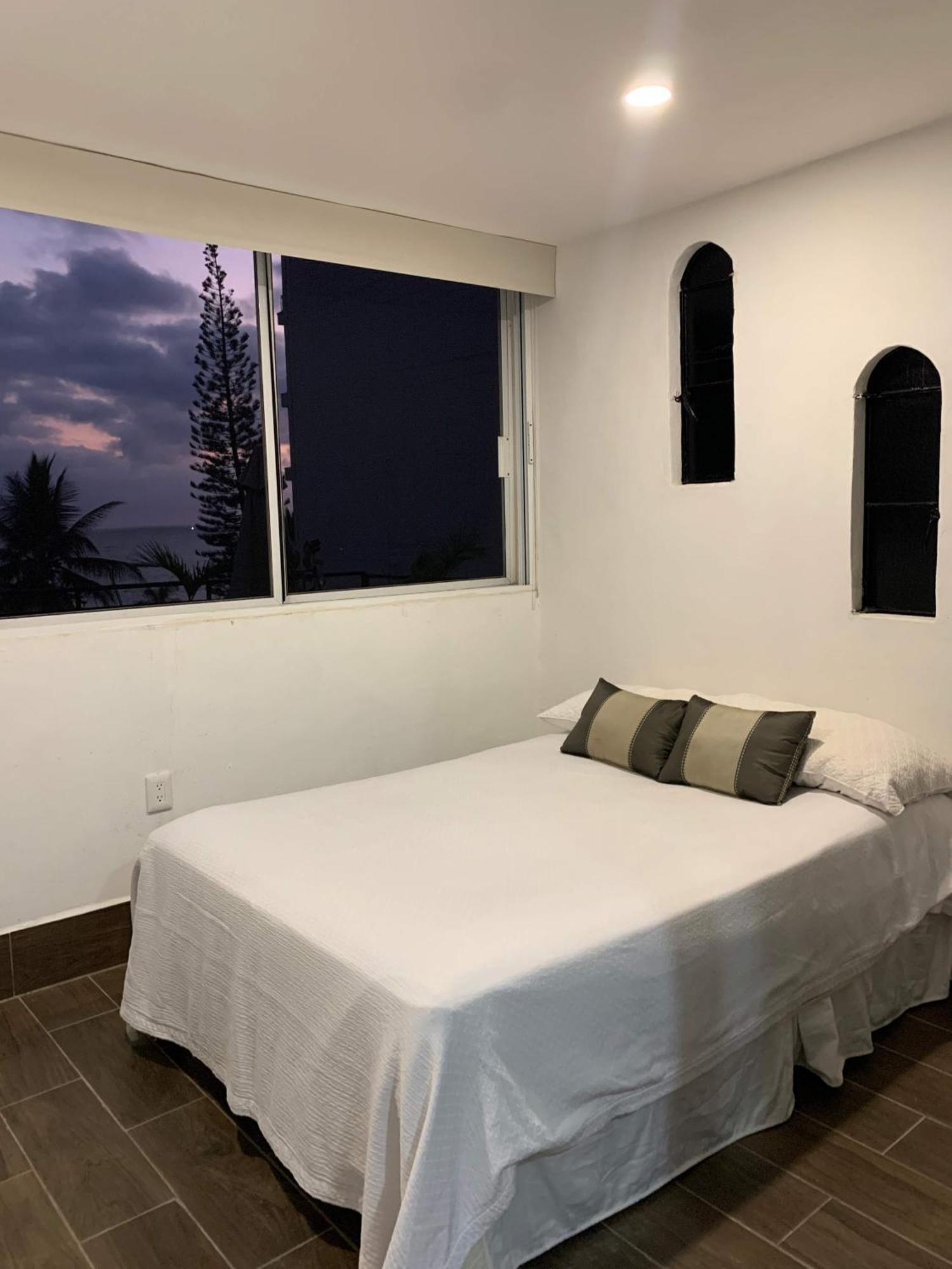 2 Bedroom Penthouse Paradise Near The