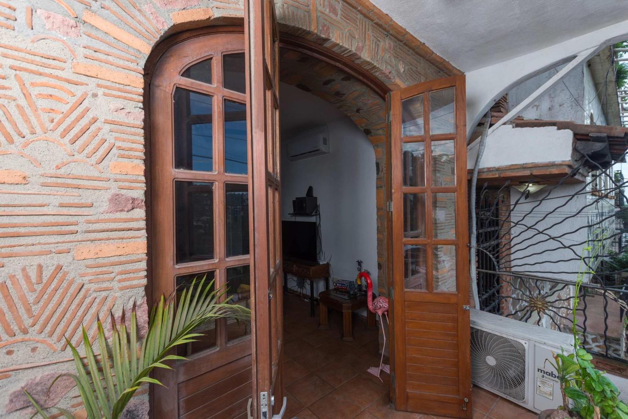 Charming 2bdr Romantic Zone Pool With View Apartment