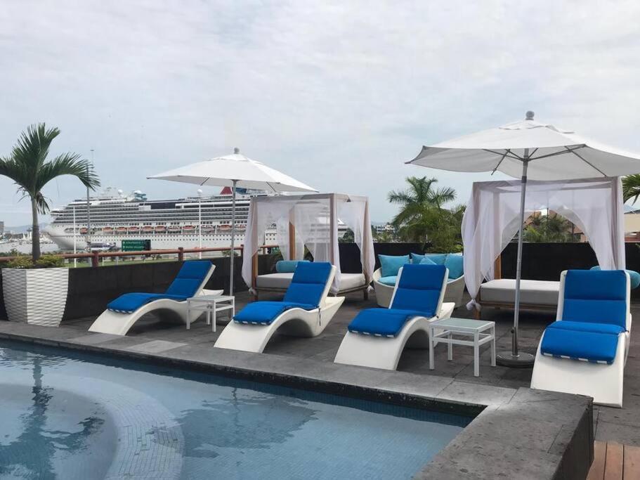 Deck 12 Ocean View Deparment Puerto Vallarta