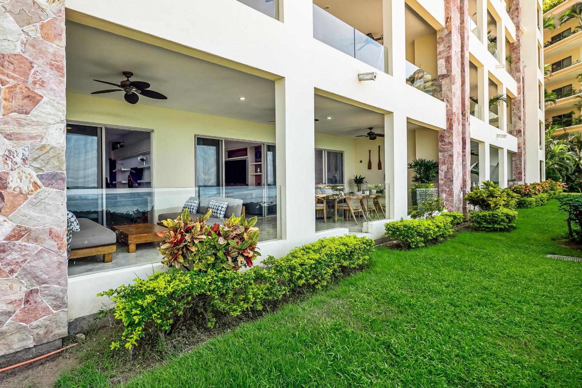 Coastal Charm At Garza Blanca Apartment *