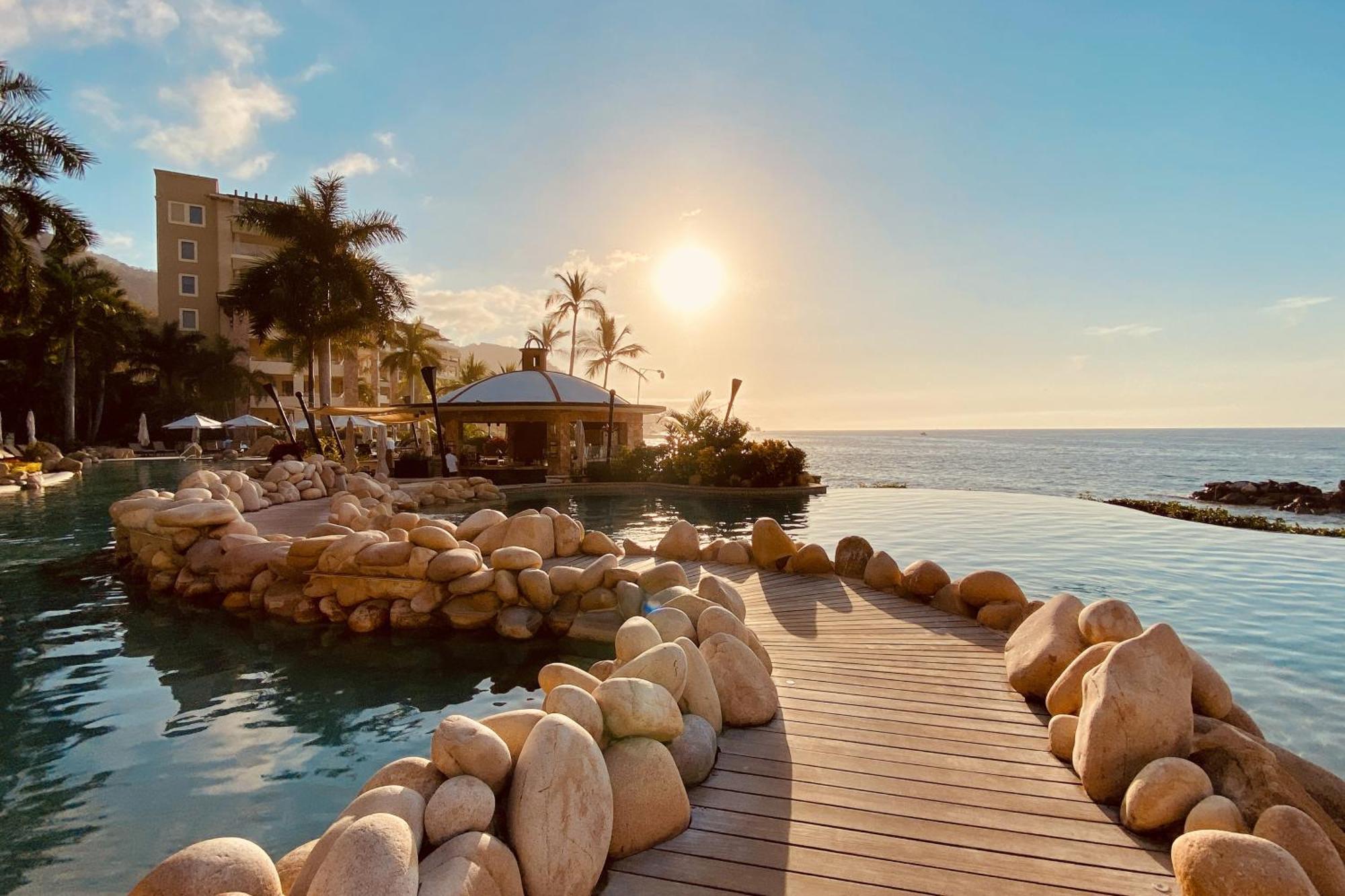Apartment Coastal Charm At Garza Blanca