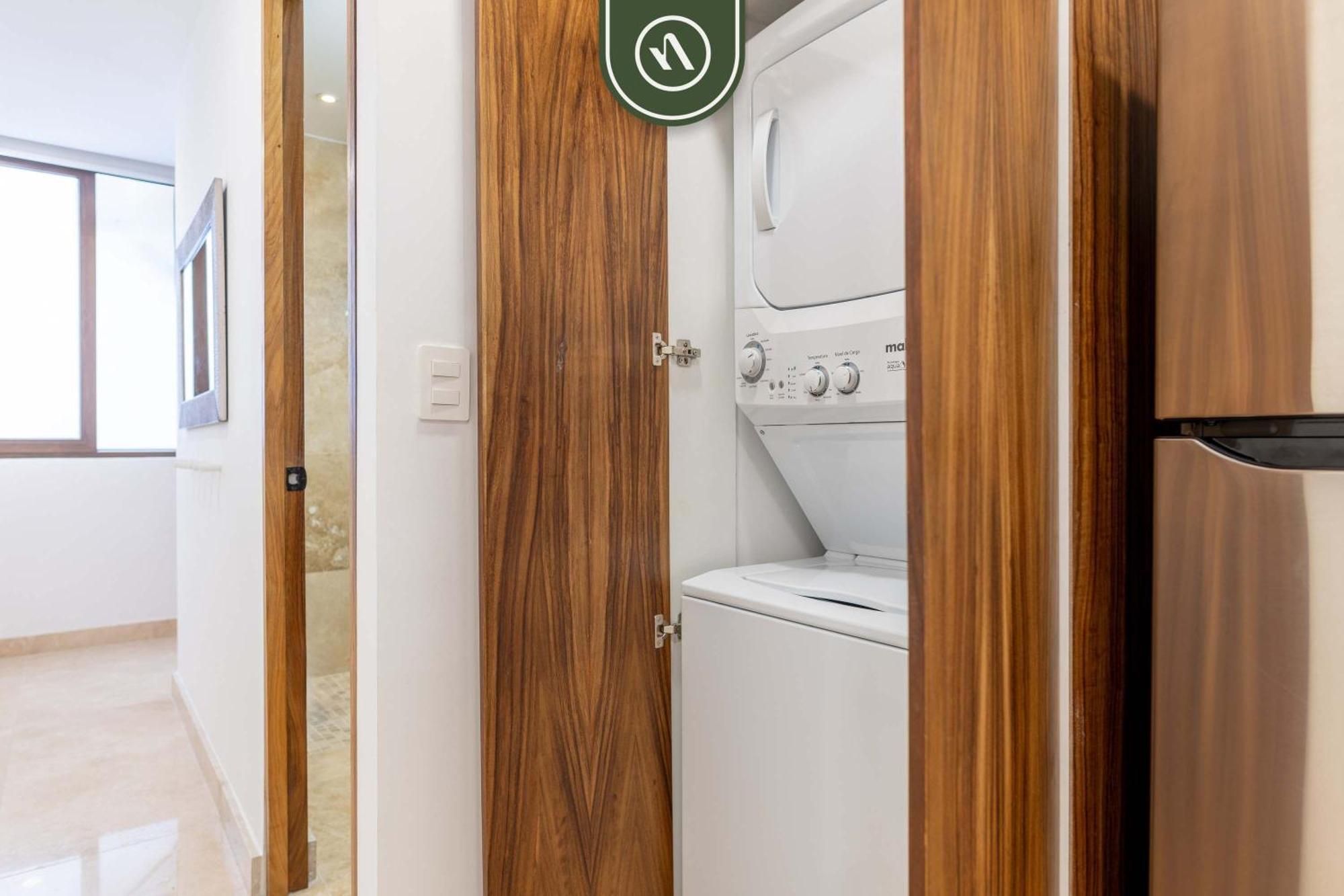 Centric 1 Bedroom In Zona Romantica - Pool Apartment