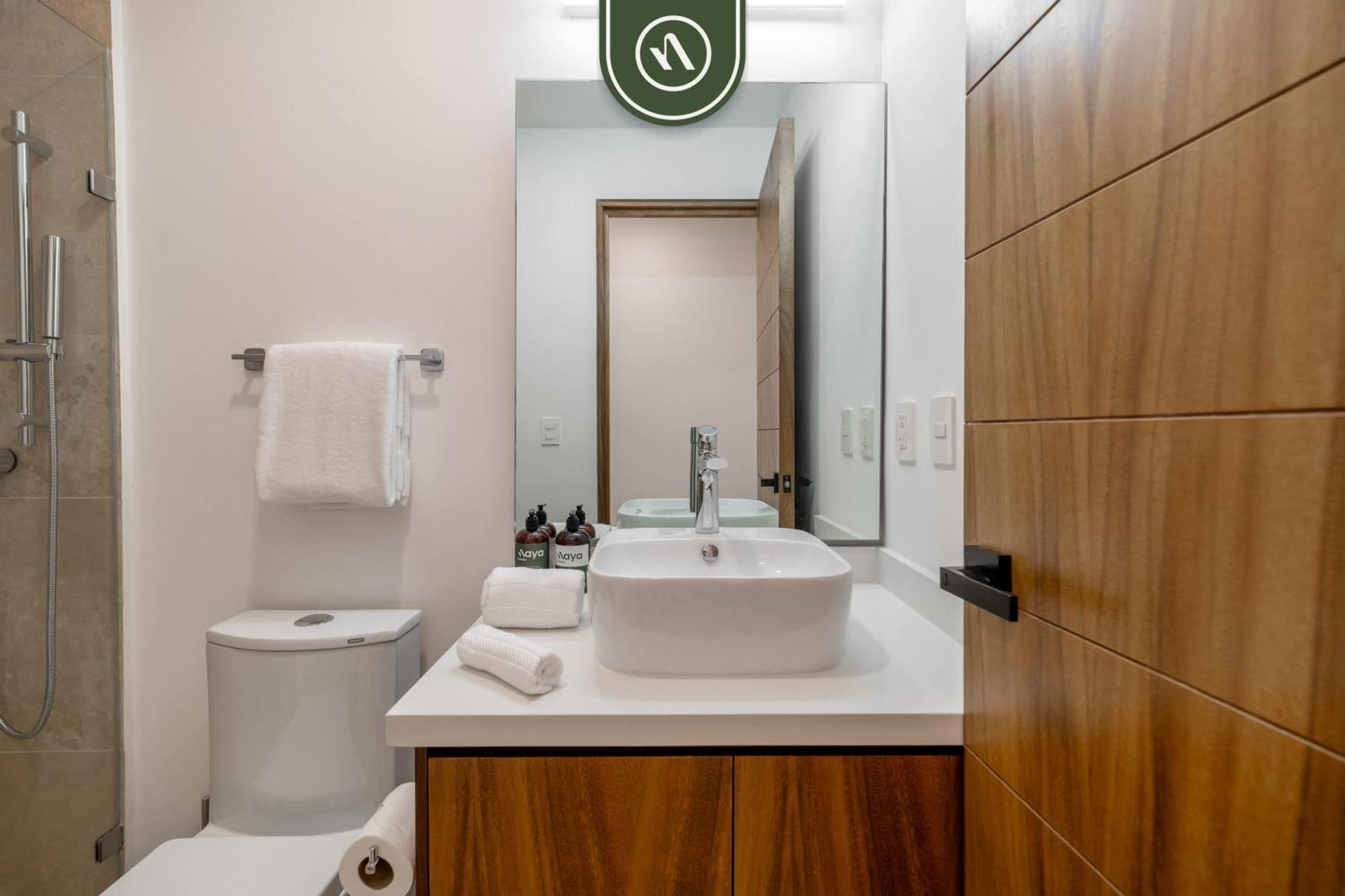 Centric 1 Bedroom In Zona Romantica - Pool *