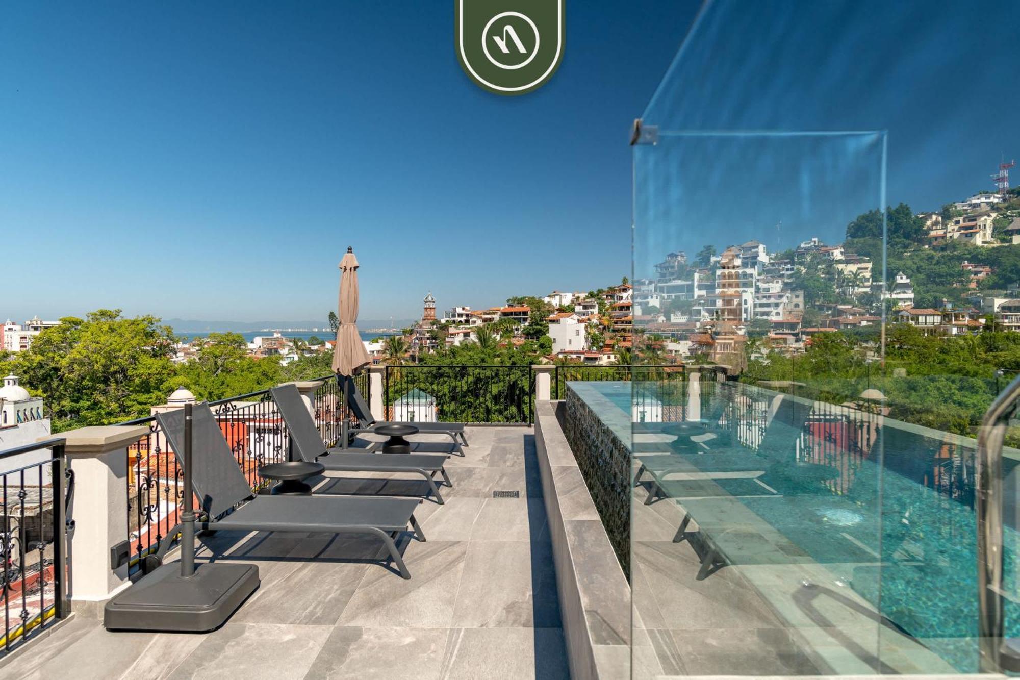 Centric 1 Bedroom In Zona Romantica - Pool Apartment *