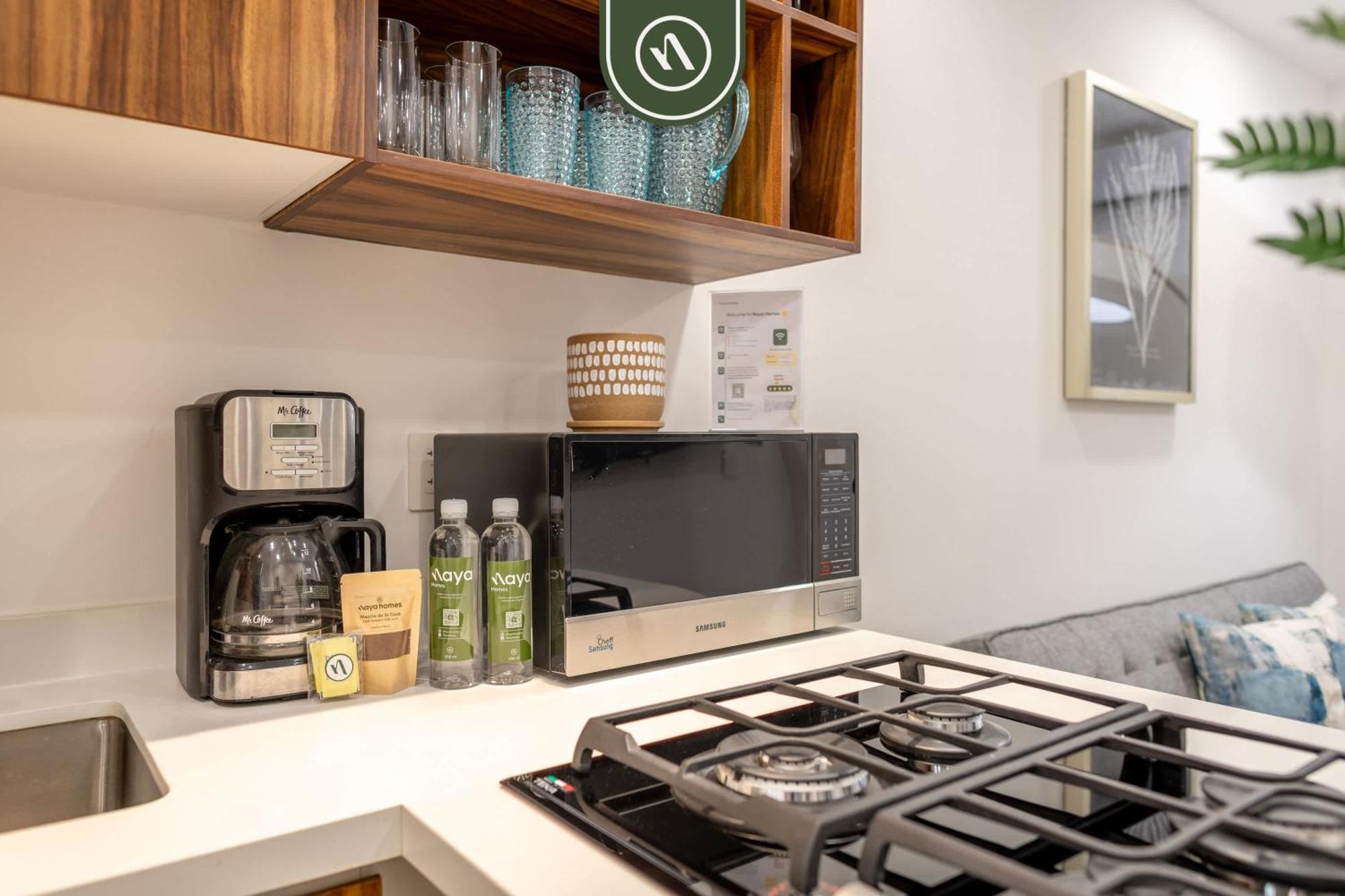 Centric 1 Bedroom In Zona Romantica - Pool Apartment