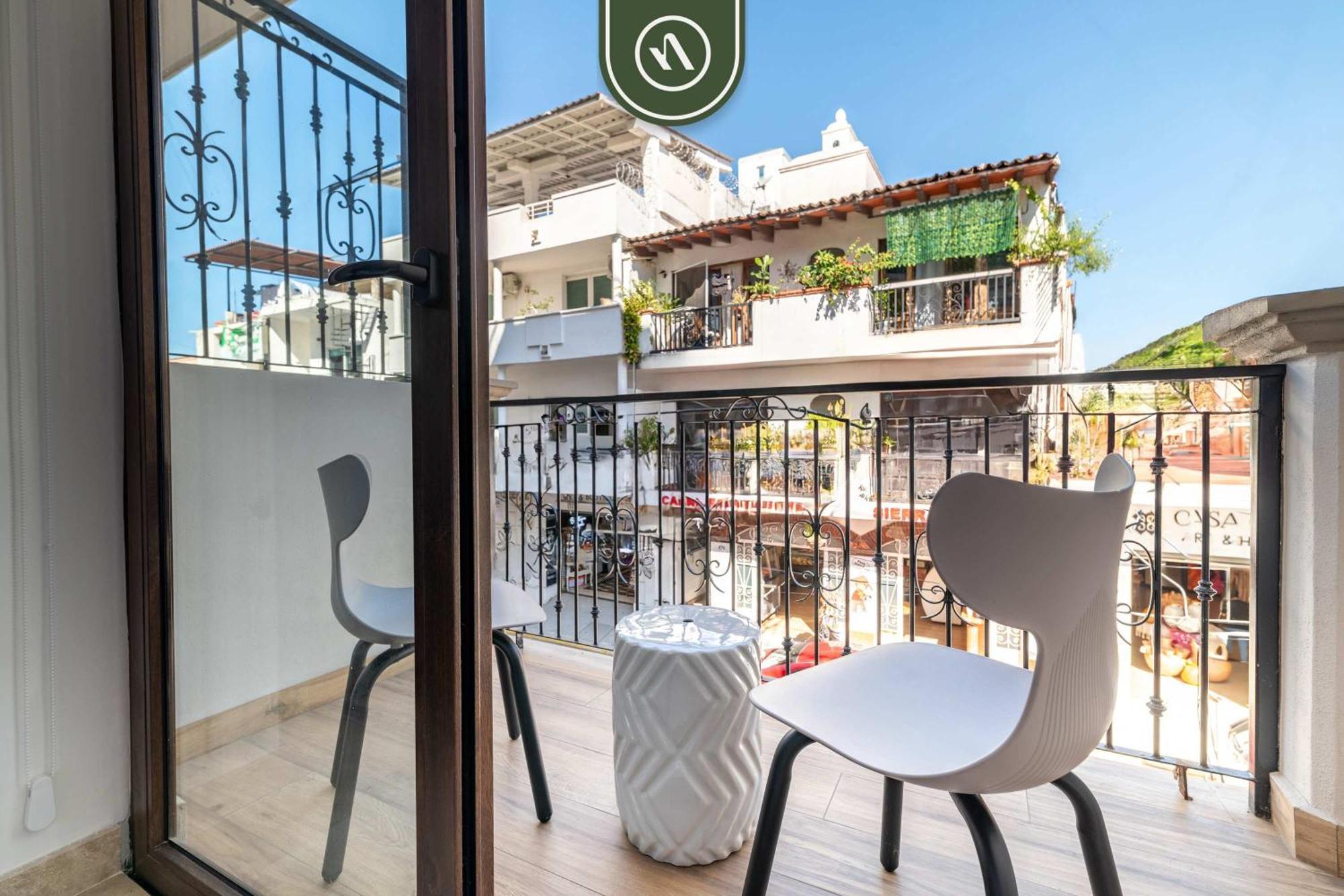 Centric 1 Bedroom In Zona Romantica - Pool