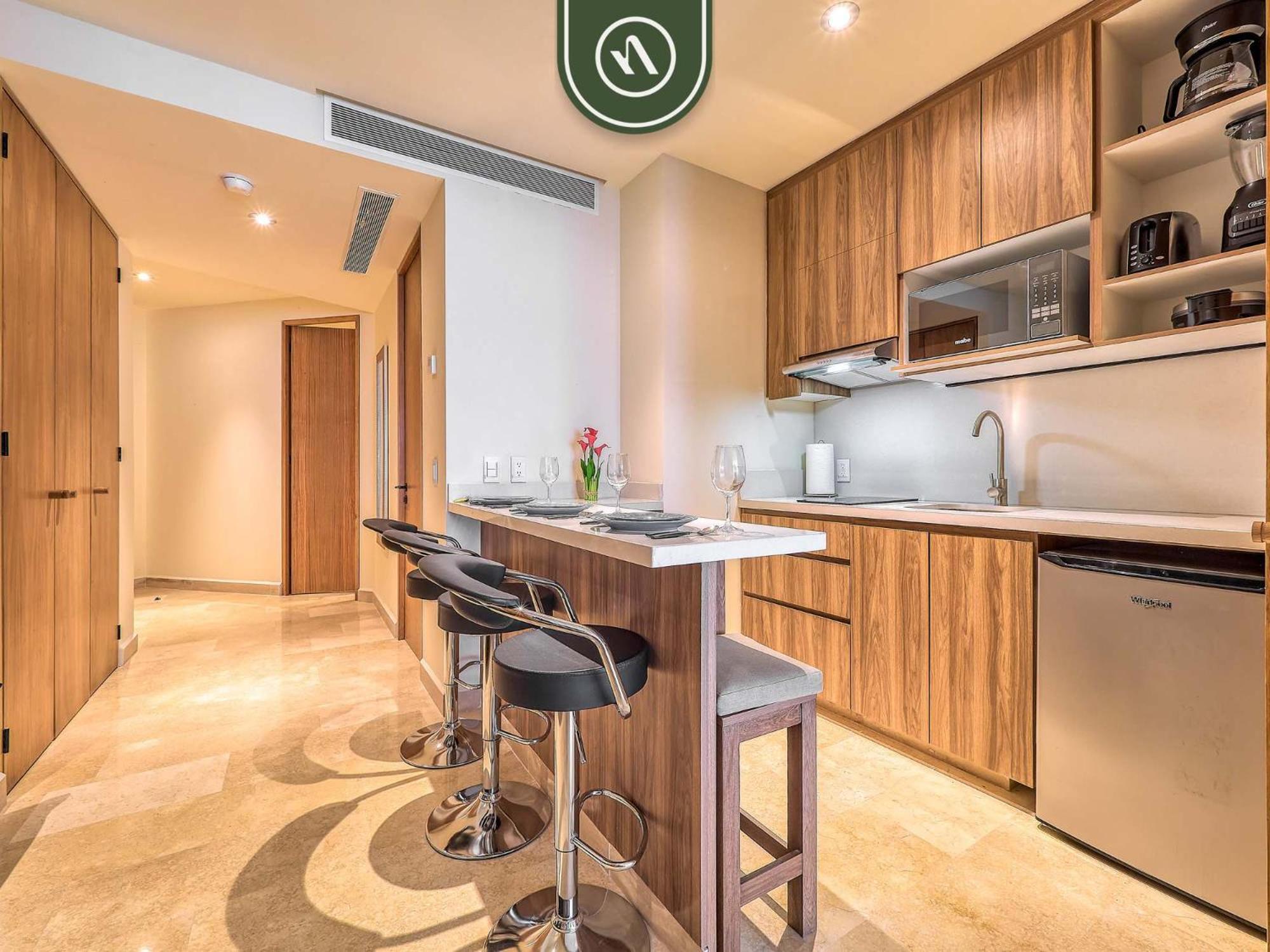 Apartment Oceanfront 2 Bedroom With Beachclub - Pools - Ocean