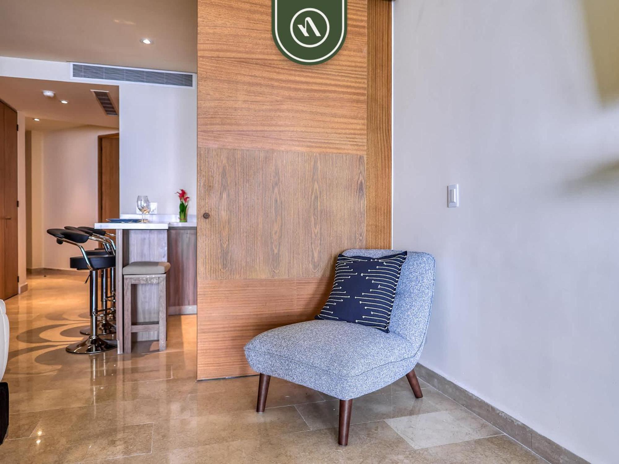 Apartment Oceanfront 2 Bedroom With Beachclub - Pools - Ocean Puerto Vallarta
