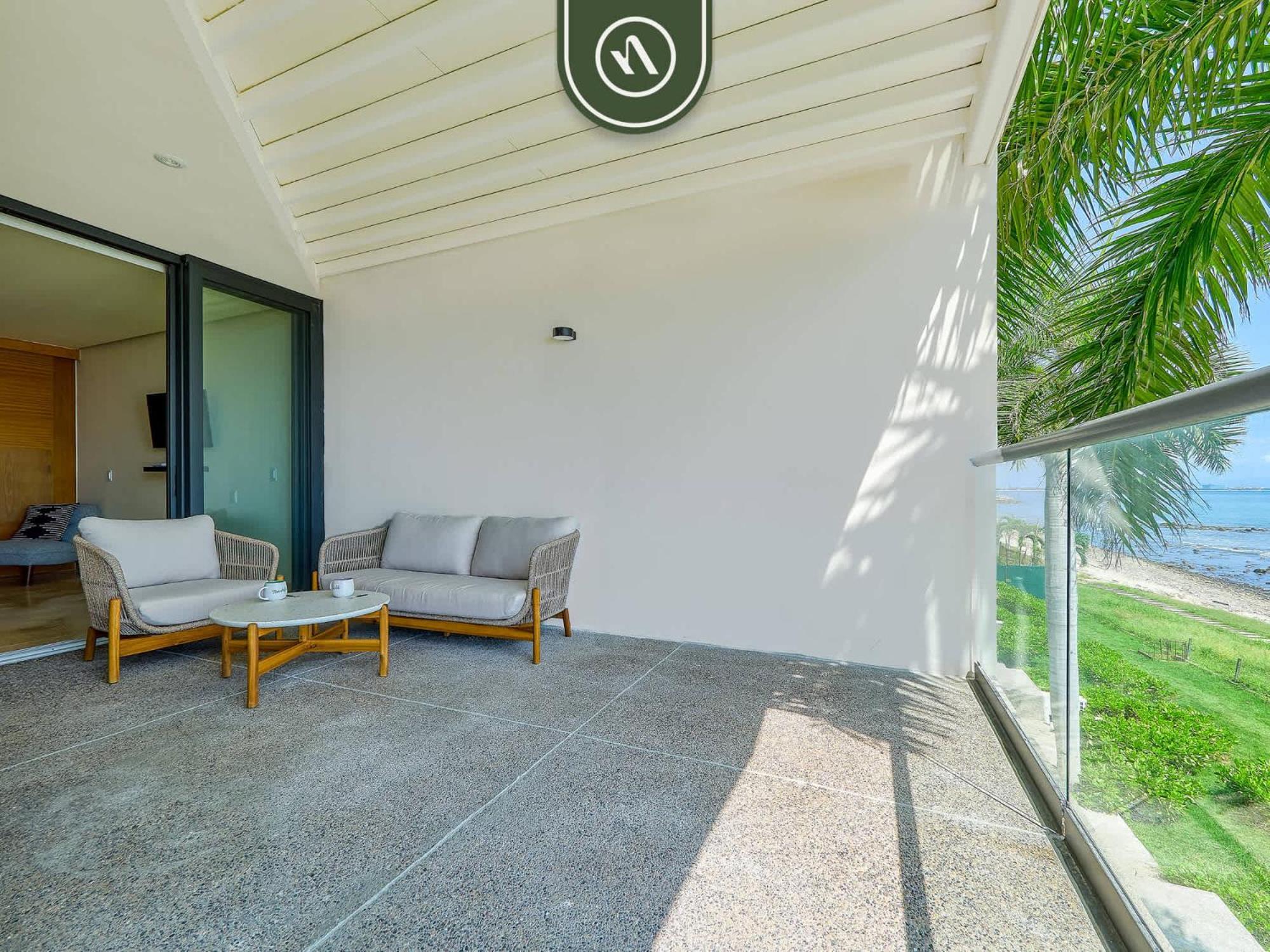 Oceanfront 2 Bedroom With Beachclub - Pools - Ocean Puerto Vallarta