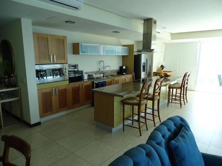 Apartment Peninsula Vallarta Luxury Tower 2 11a