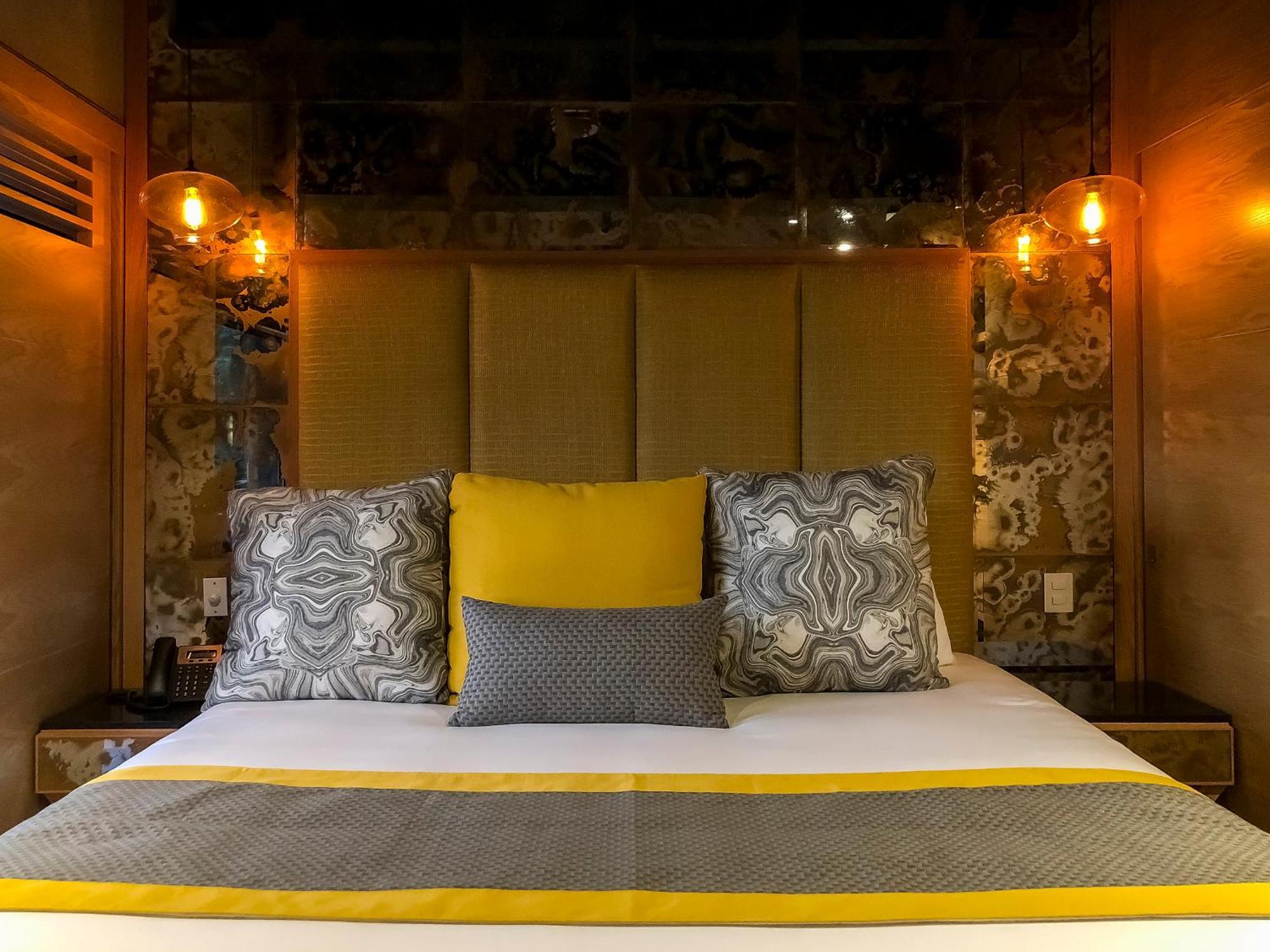 Pinnacle 179 - Adults Only Aparthotel 4*