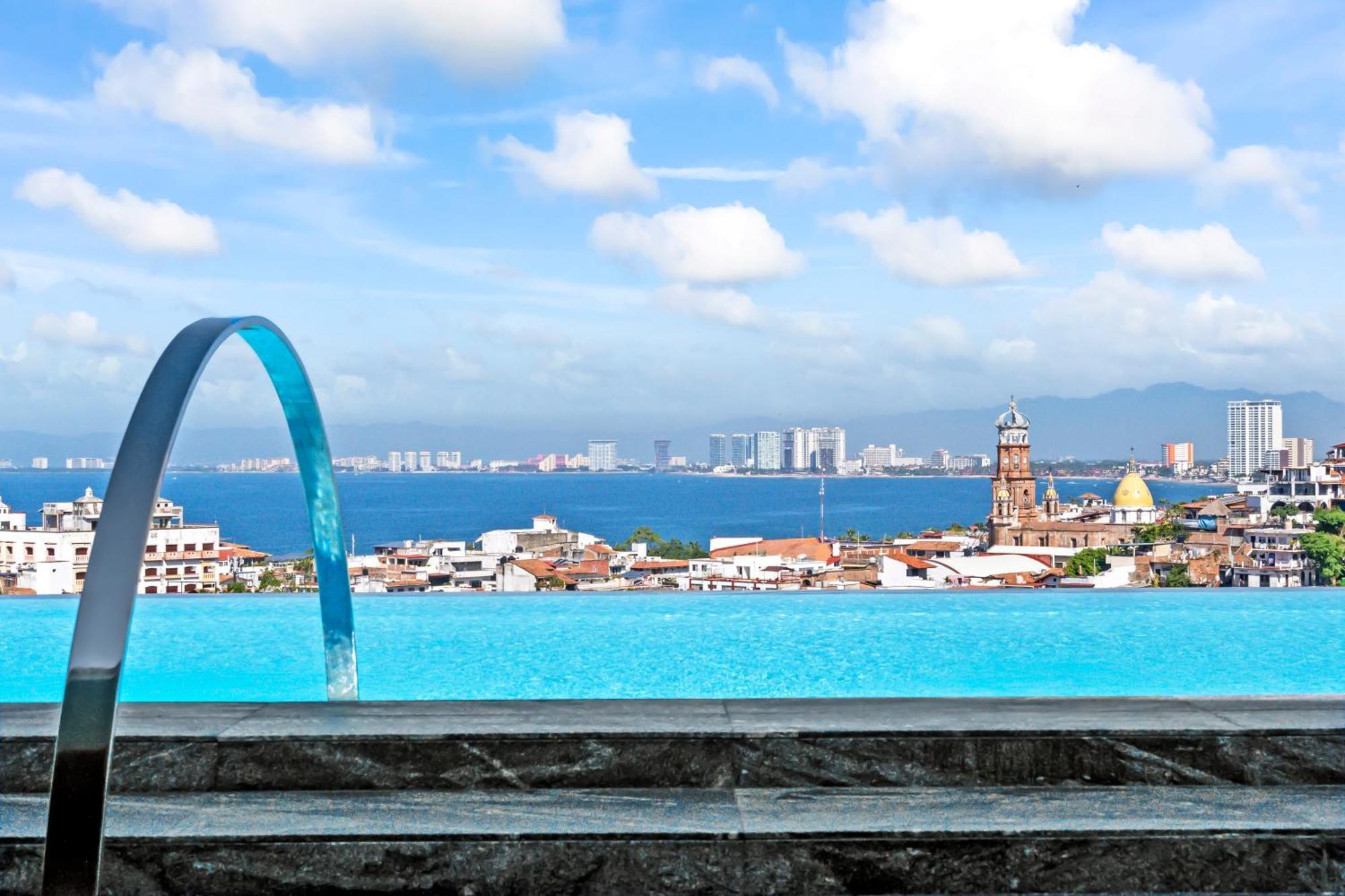 2b Modern Romantica Luxury * Puerto Vallarta