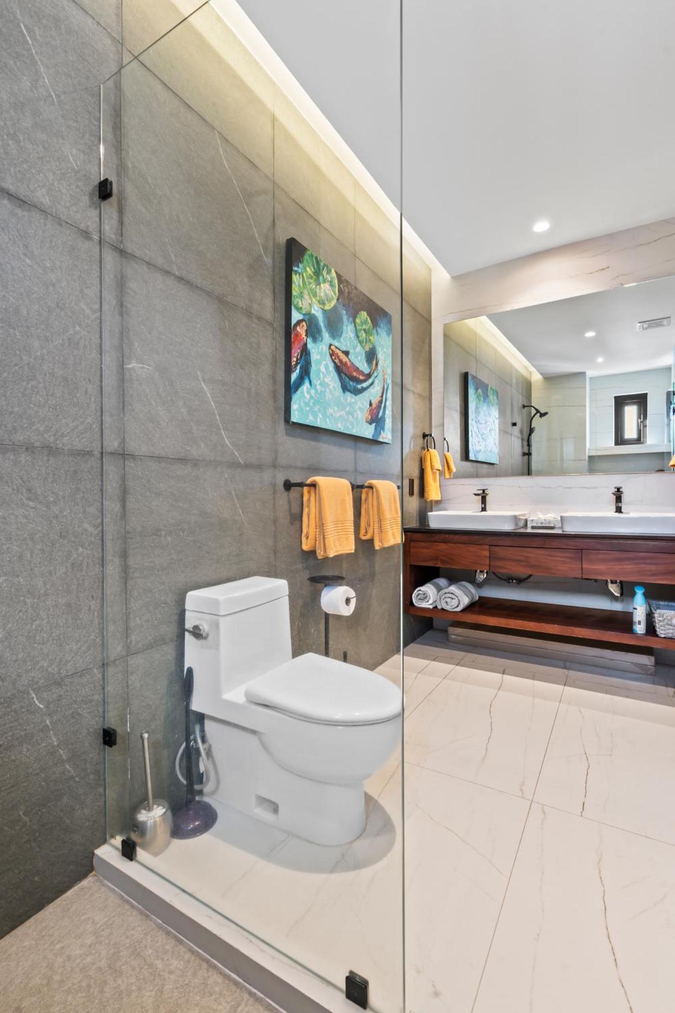 2b Modern Romantica Luxury