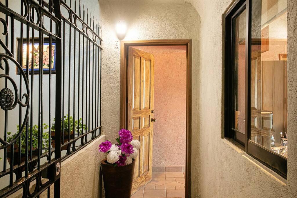 Apartment Amapas Oasis With Panoramic Views, Walk To