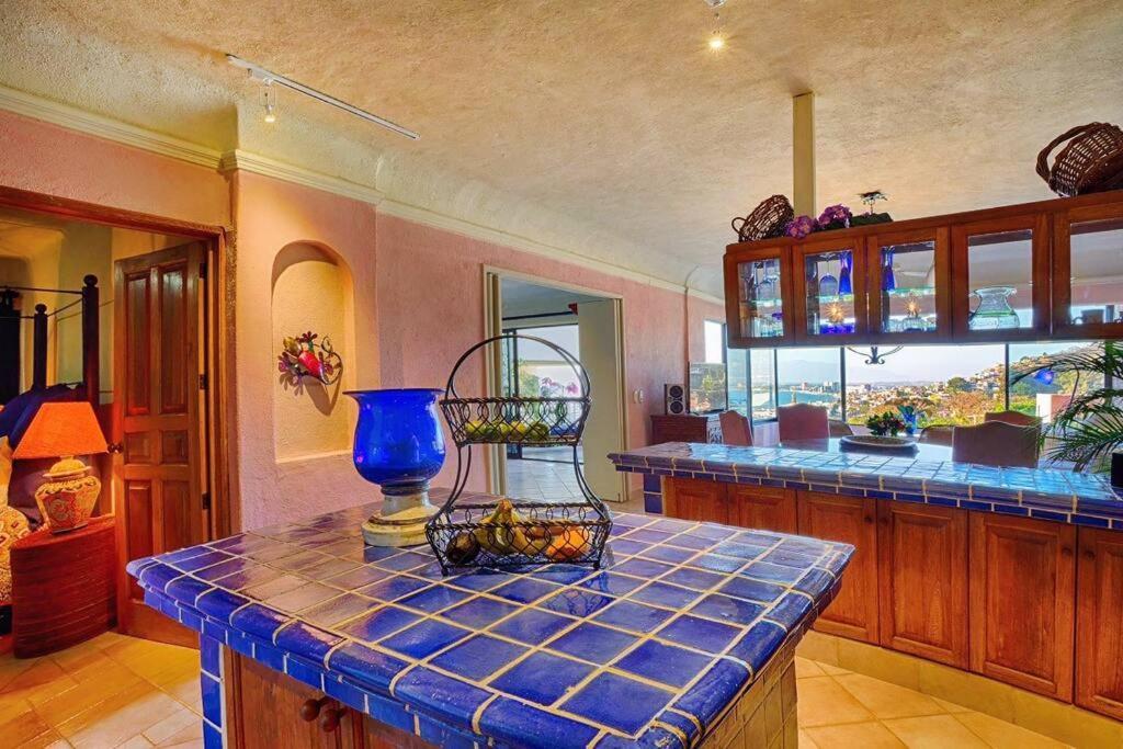 Amapas Oasis With Panoramic Views, Walk To Apartment Puerto Vallarta