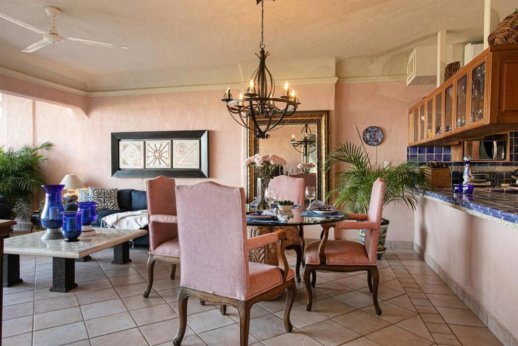 Amapas Oasis With Panoramic Views, Walk To Apartment Puerto Vallarta