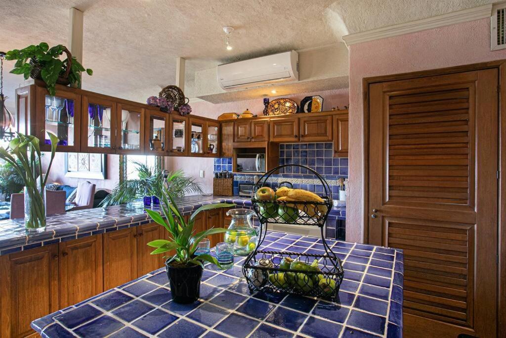 Amapas Oasis With Panoramic Views, Walk To * Puerto Vallarta
