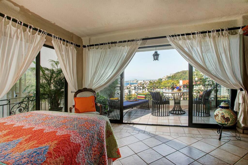 Apartment Amapas Oasis With Panoramic Views, Walk To