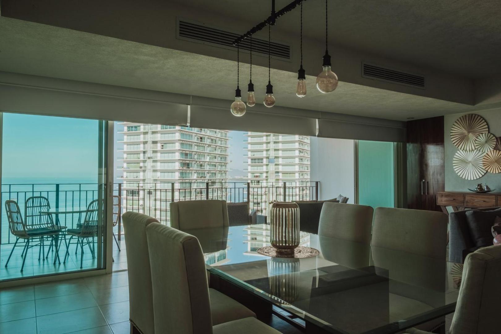Grand Venetian Beachfront Apartamento Puerto Vallarta