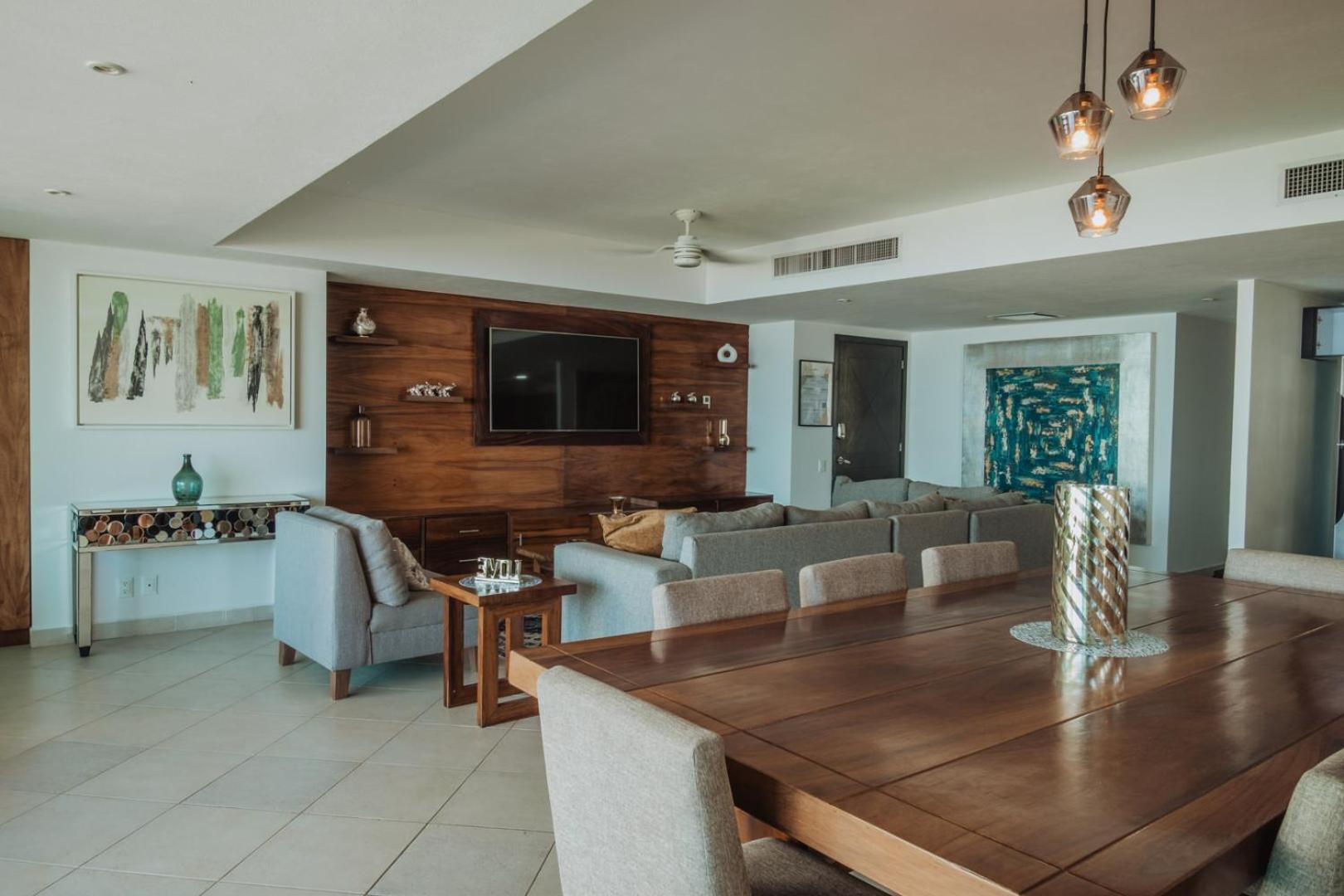 Grand Venetian Beachfront Apartamento *