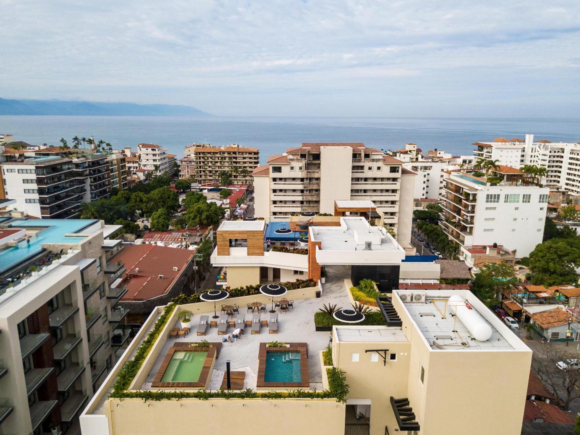 Modern Mexican With View, Pools And Gym Holiday home